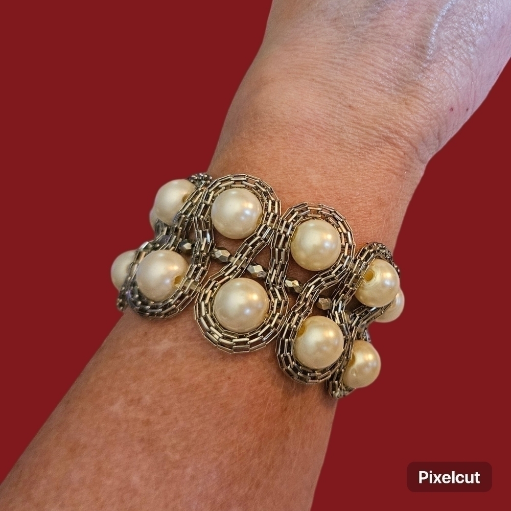 3/$30 VTG Faux Pearl Chunky Mesh Swirl Flapper Stretch Bracelet